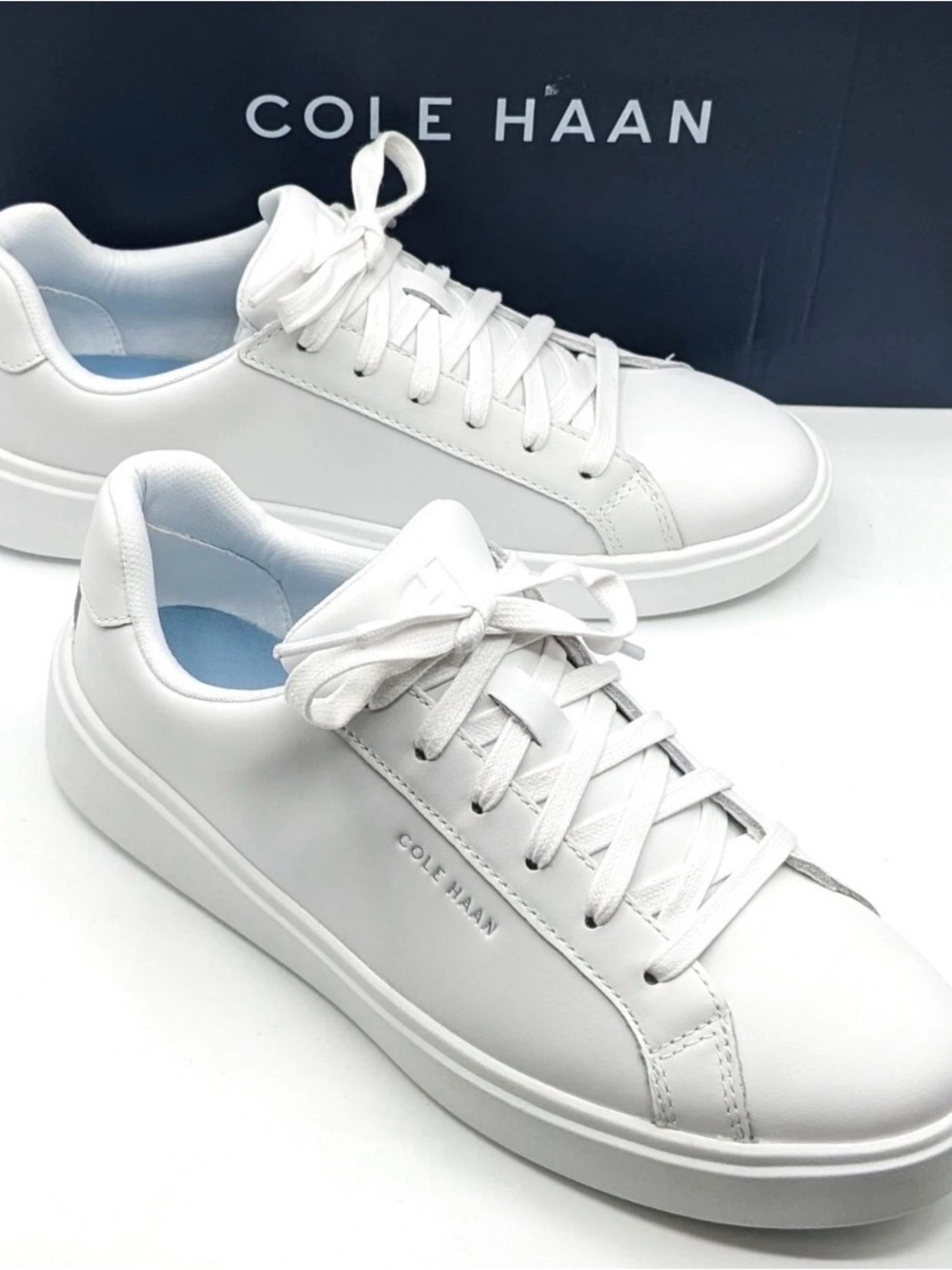 Cole Haan White Leather Platform Lace-Up Sneakers unisex women’s 9 men’s 7.5